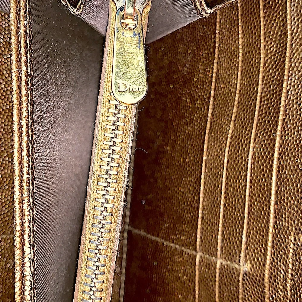 CHRISTIAN DIOR ZIPPY WALLET GOLD METALLIC MADE IN SPAIN